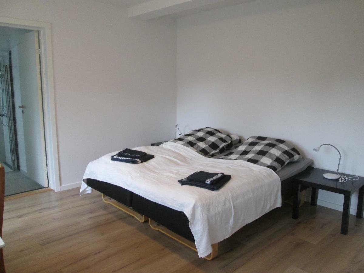Hos Tina Bed & Breakfast Roskilde Exterior photo